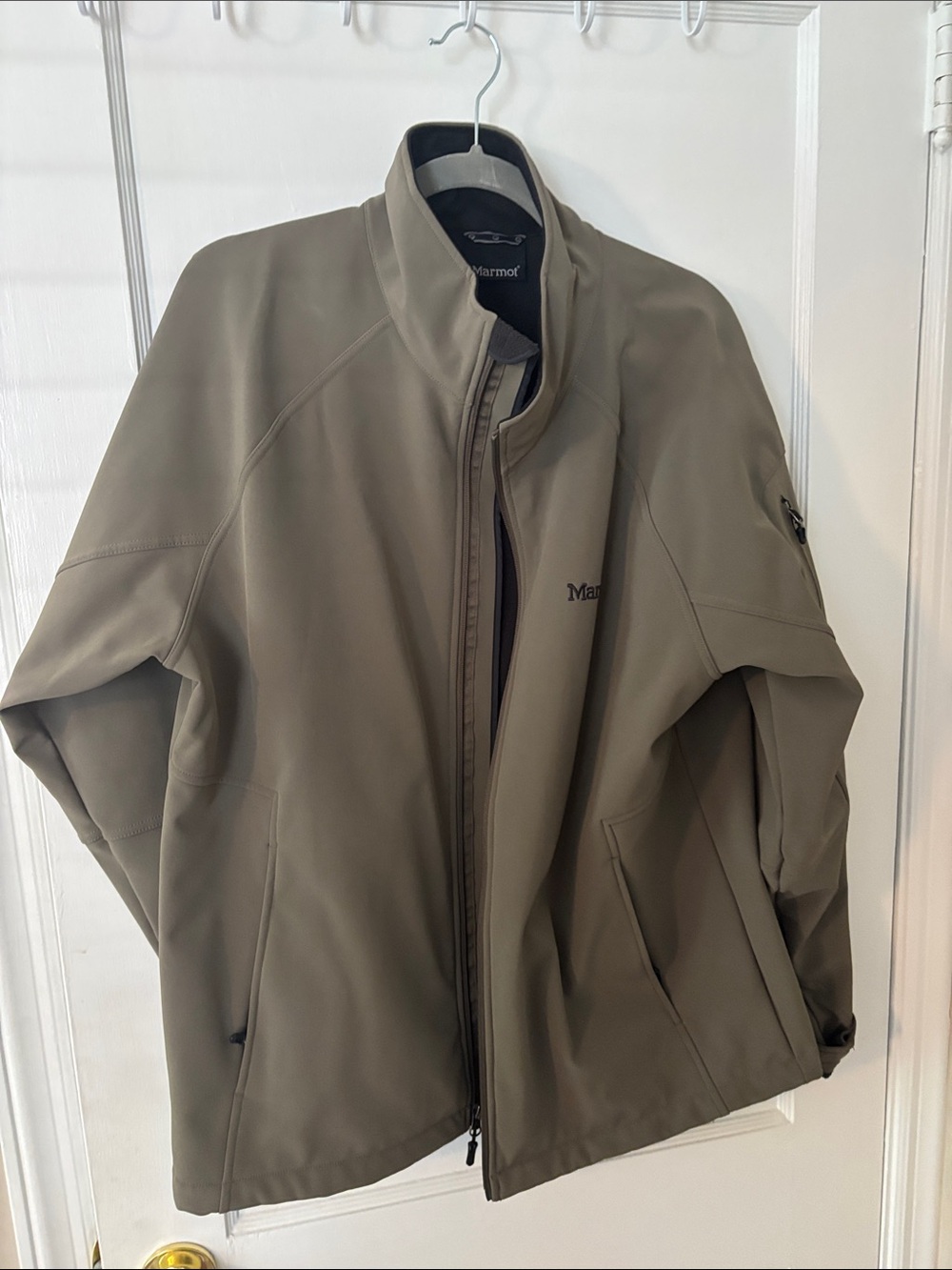Marmot Men's Olive/Taupe Lightweight Softshell Jacket
